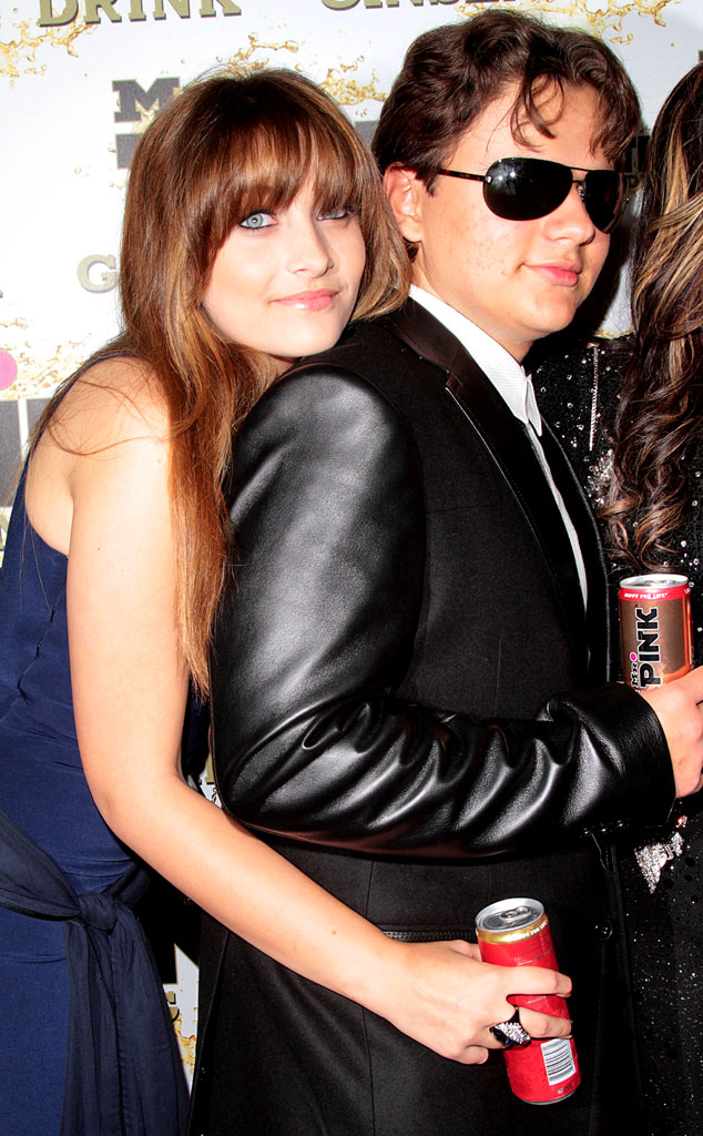Covering Blanket Jackson Everything We Know About Michael Jackson S Youngest Child Prince Michael Ii E Online